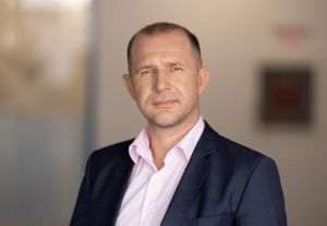 Laurenţiu Mărcuş, Director de Vânzări, Provident România